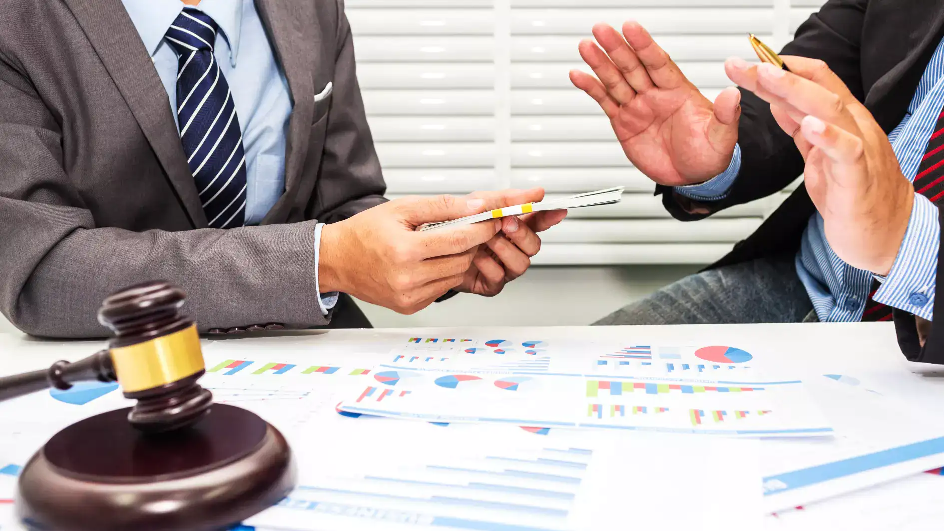 ANTITRUST & COMPETITION
